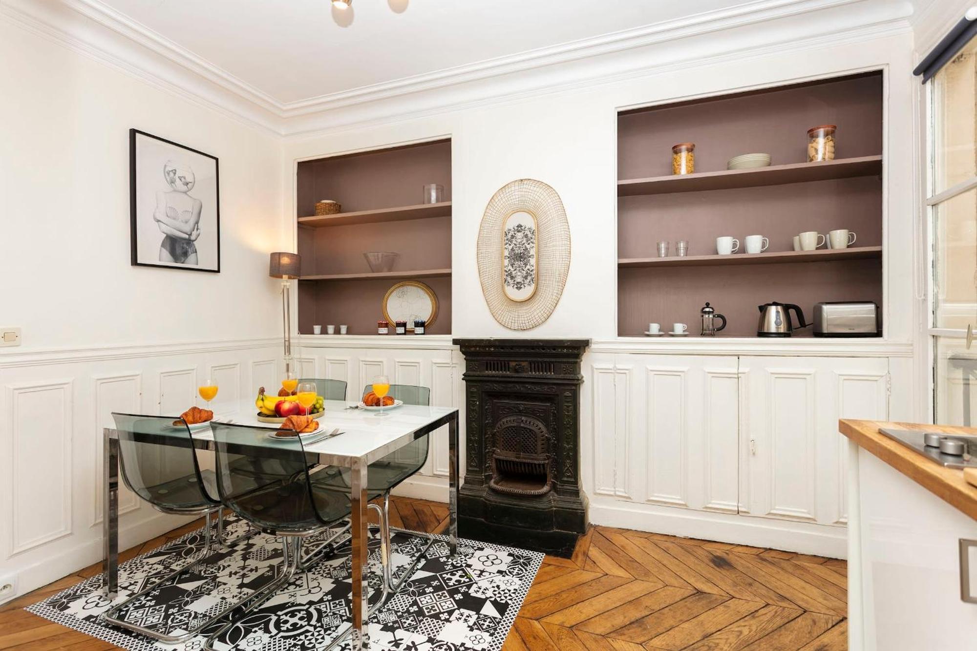 Apartment Bnbnova - Notre-dame - 1br With Balcony Paris